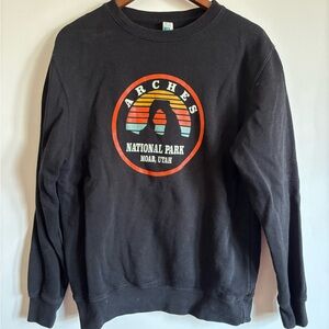 Arches National Park Black Graphic Crewneck Sweatshirt